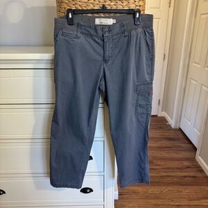 Sonoma Capri Pants Women’s Size 8 Gray Mid Rise Cargo Casual Cropped Pants